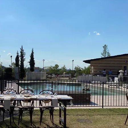 Ξενοδοχείο με διαμερίσματα La Bordona Country Club