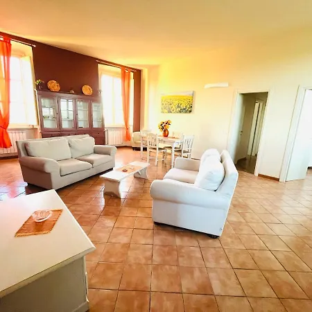 Lägenhetshotell La Bordona Country Club Vignale