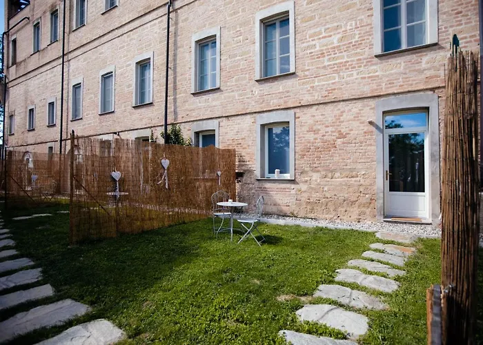 La Bordona B&B מלון דירות